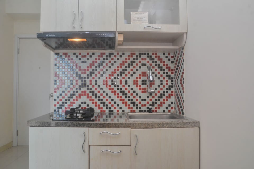 Apartment, 2 Bedrooms | Private kitchen | Fridge, cookware/dishes/utensils