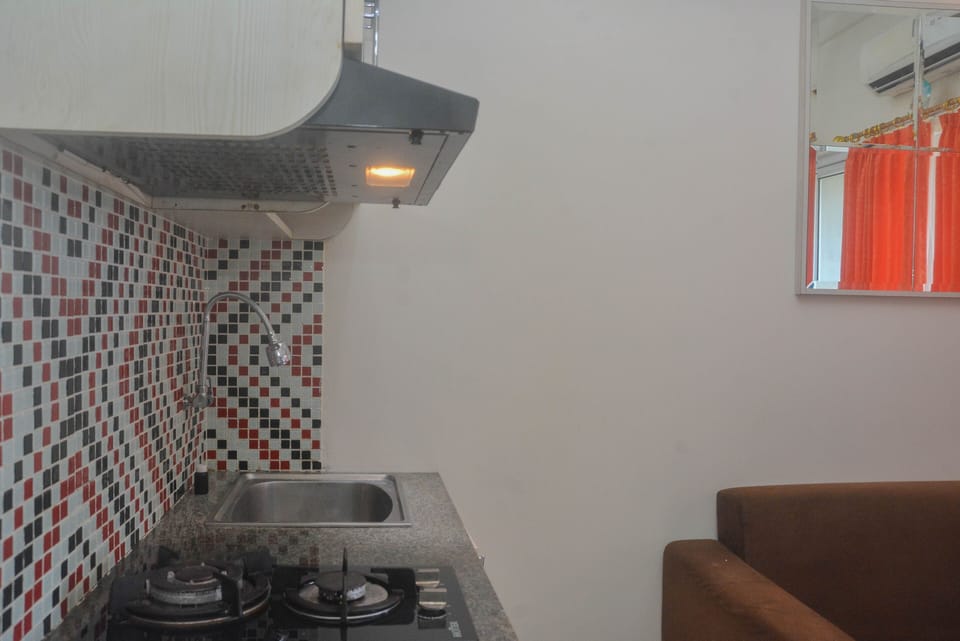 Apartment, 2 Bedrooms | Private kitchen | Fridge, cookware/dishes/utensils