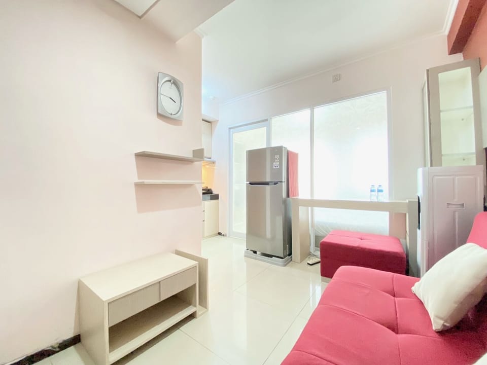 Apartment, 1 Bedroom | Living area | TV