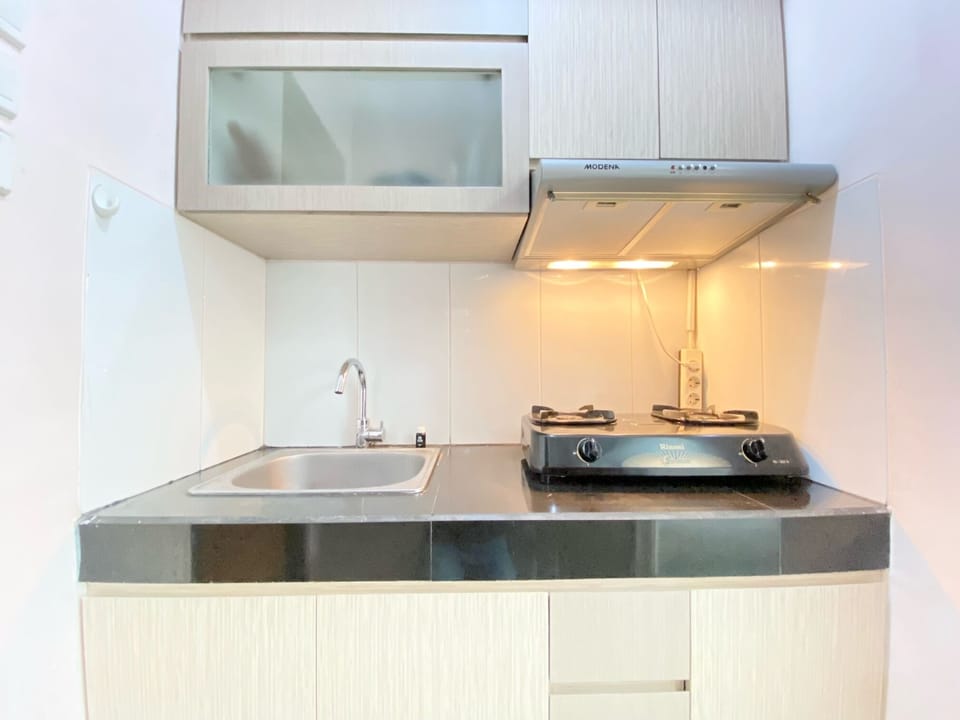 Apartment, 1 Bedroom | Private kitchen | Fridge, stovetop, cookware/dishes/utensils