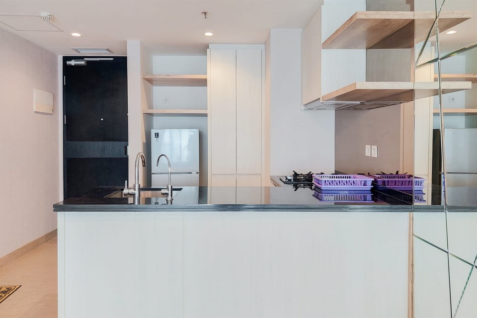 Apartment, 1 Bedroom | Private kitchen | Fridge, stovetop, electric kettle, cookware/dishes/utensils