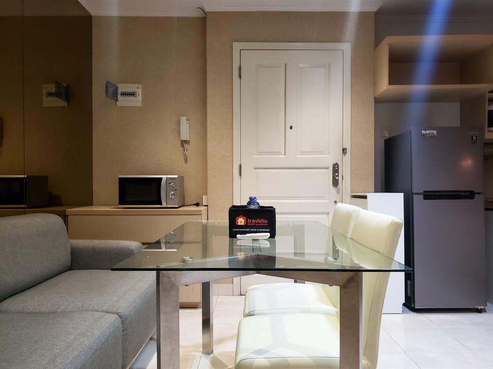 Apartment, 1 Bedroom | Living area | TV