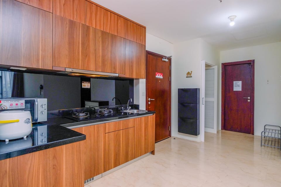 Apartment, 2 Bedrooms | Private kitchen | Fridge, cookware/dishes/utensils