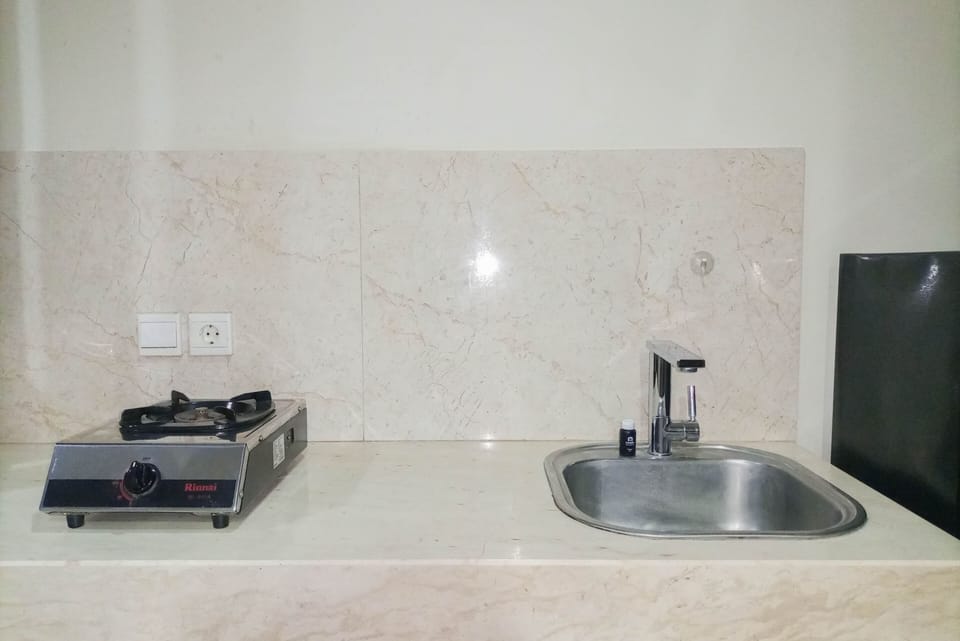Apartment, 1 Bedroom | Private kitchen | Fridge, cookware/dishes/utensils