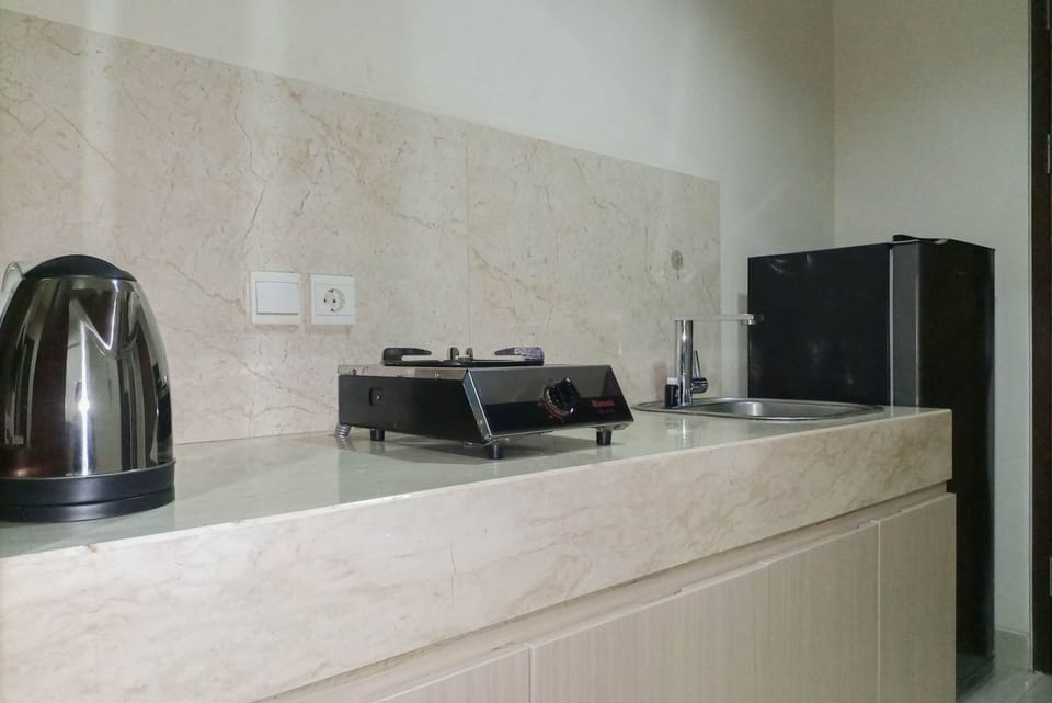Apartment, 1 Bedroom | Private kitchen | Fridge, cookware/dishes/utensils