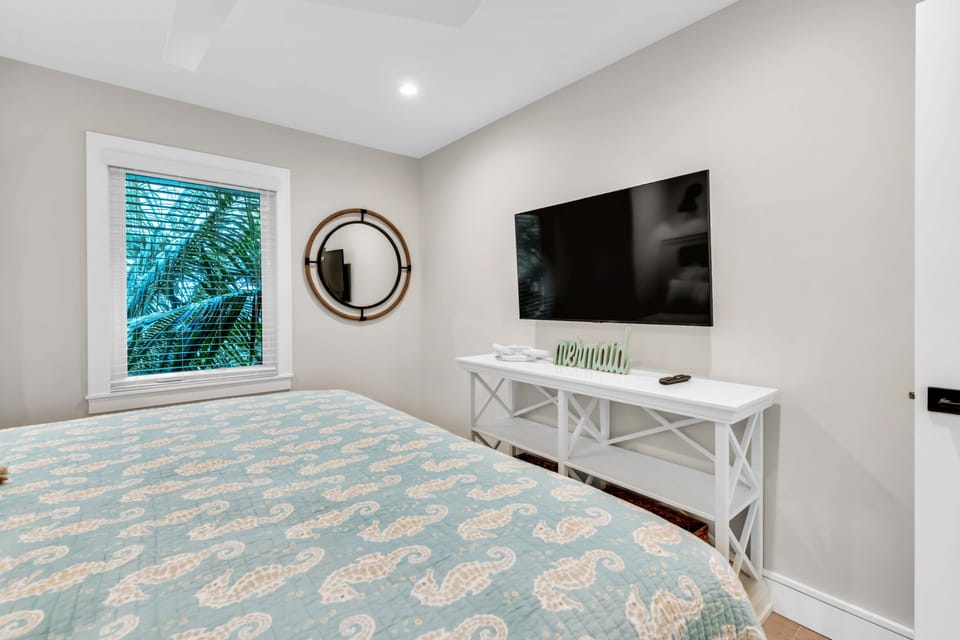 Third Bedroom - King