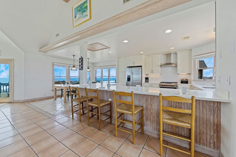 Surf or Sound Realty - 7 - Mothership - Kitchen-5