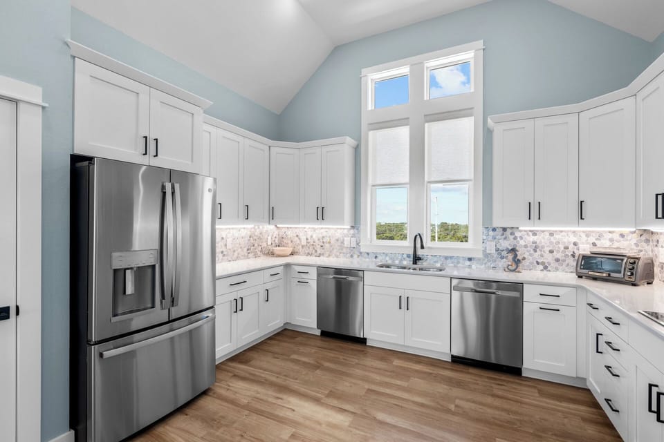 Surf or Sound Realty - 1058 - Shell of a Good Time - Kitchen-2