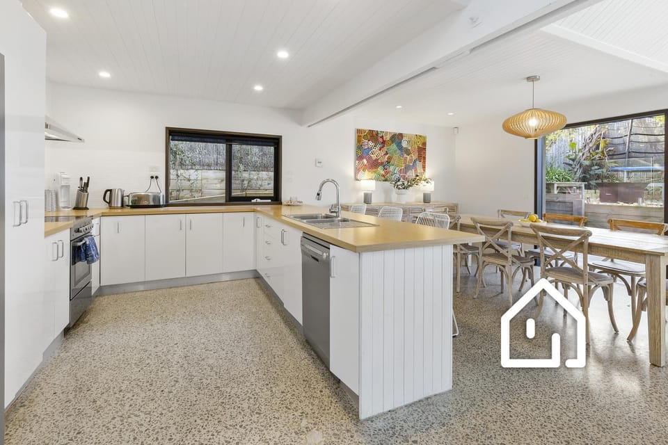 A very well equipped kitchen