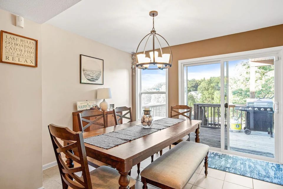 Another view of the dining space.