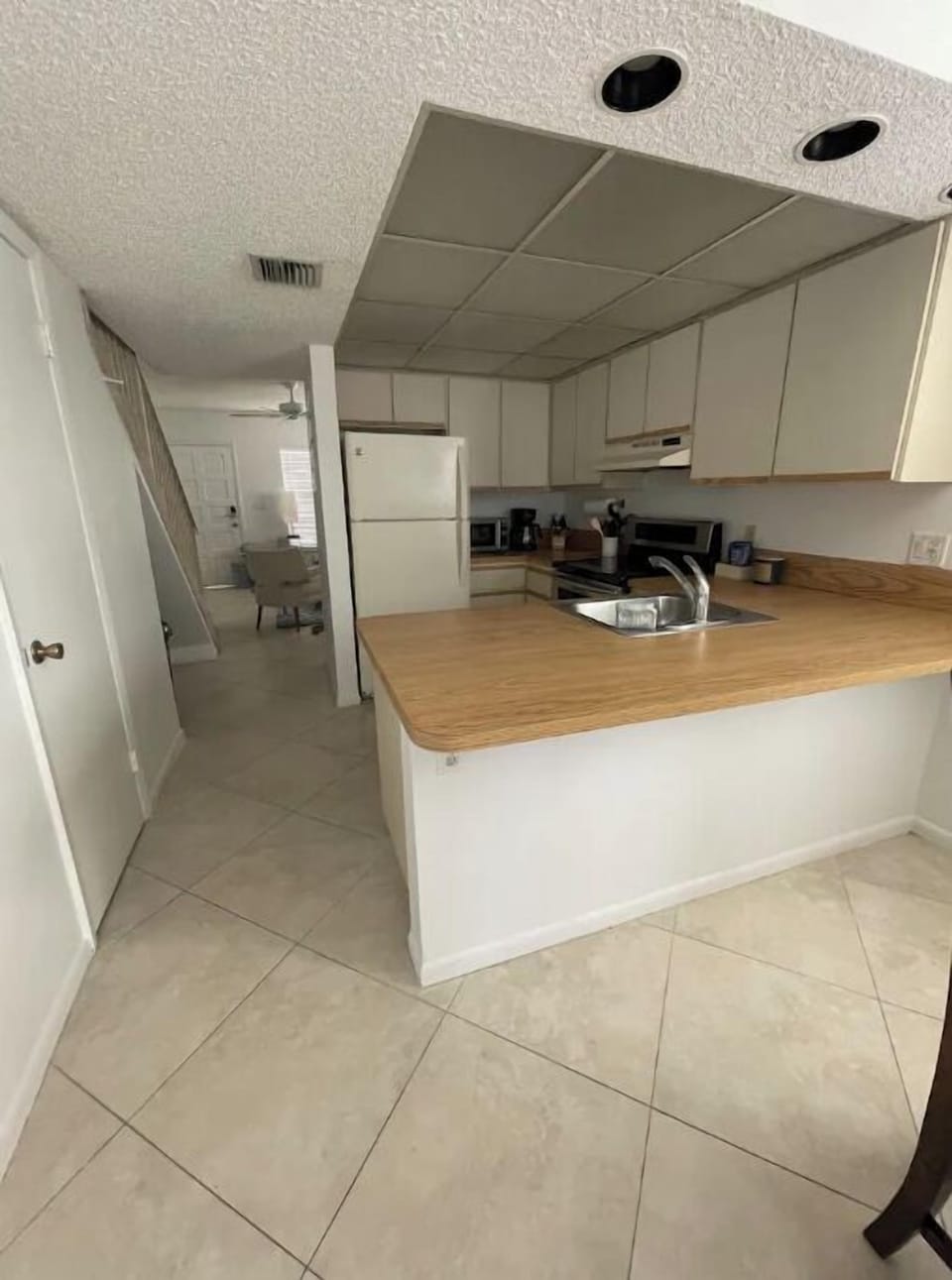 Fully equipped kitchen to make your morning coffee and all of your meals.