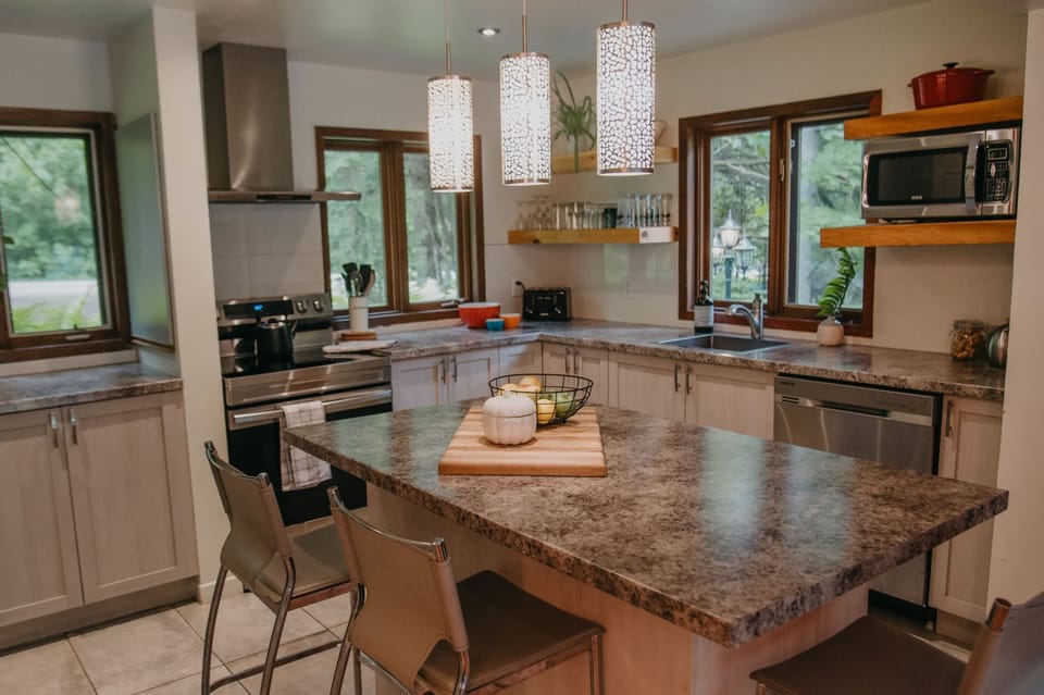 all equiped kitchen 