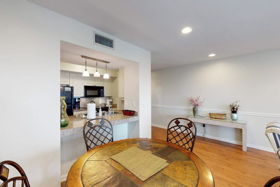 13107-Pelican-Watch-08162023_122817