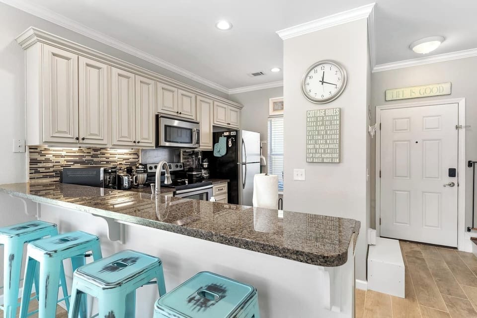 Our kitchen is always kept clean and sanitized to ensure the utmost hygiene for all of our guests.