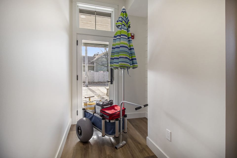 Beach wagon for guest use includes 2 cooler bags, beach towels and umbrella.