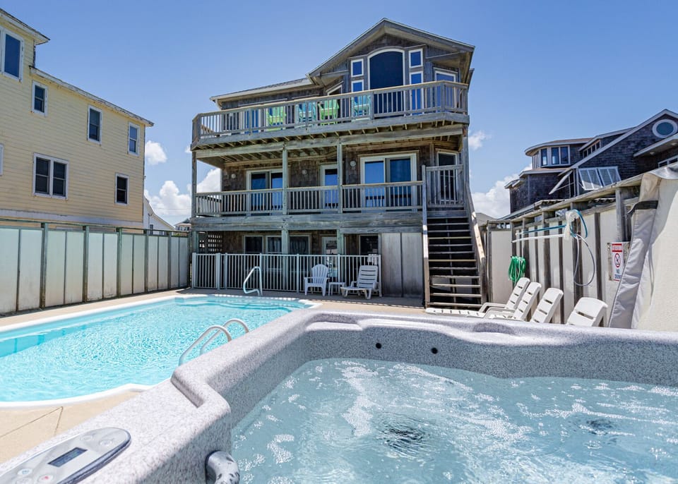 Take a dip in the Private Pool and relax in the bubbly Hot Tub!