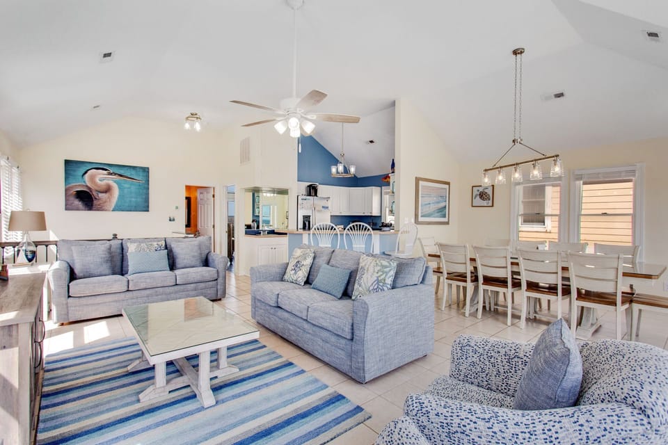 Enjoy time together as a family in the beautifully tiled Living Area with a large Flat Screen TV and stunning views of the ocean.