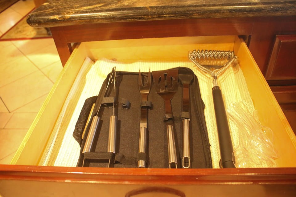 Grilling tools 