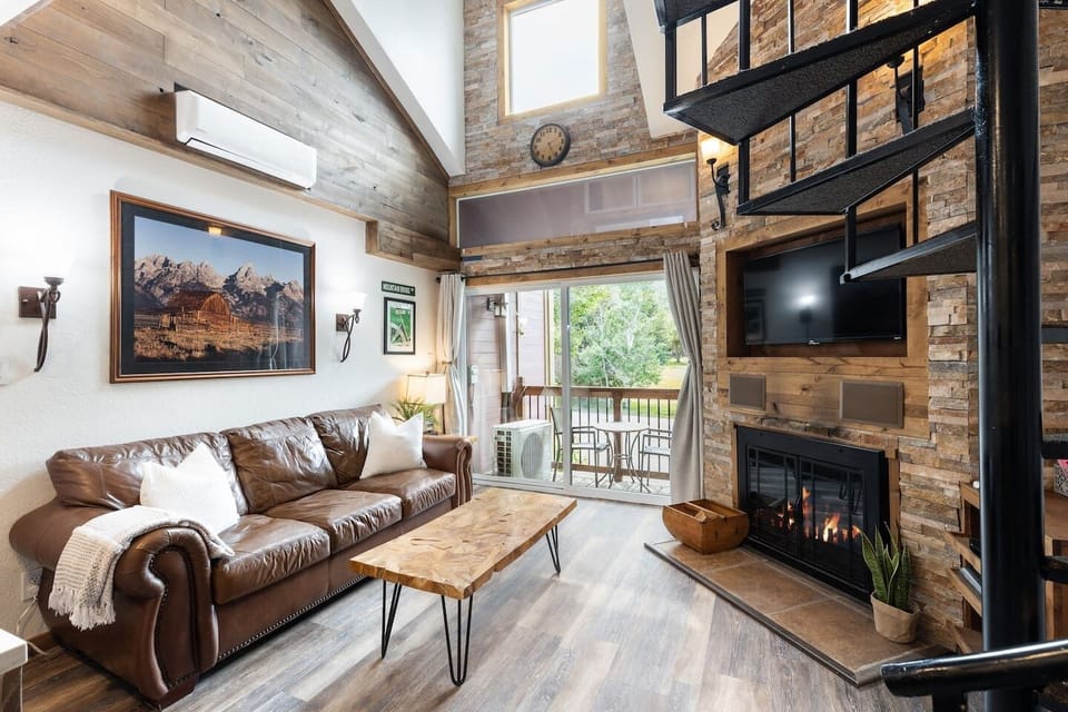 Your après-ski lounge spot