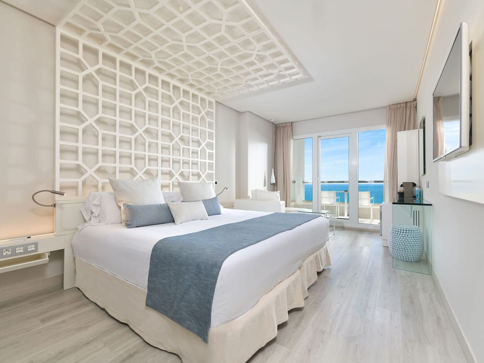 Double Room, Balcony, Sea View (Oh La La) | Premium bedding, minibar, in-room safe, desk