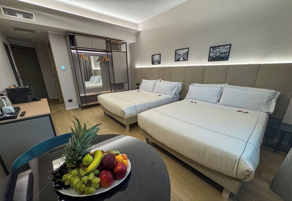 Deluxe Room | Egyptian cotton sheets, premium bedding, down comforters