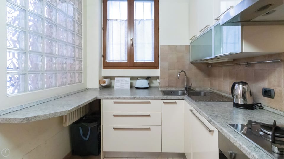 Apartment (1 Bedroom) | Interior