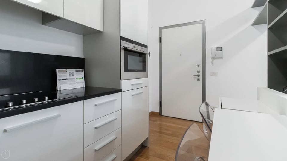 Apartment (1 Bedroom) | Interior