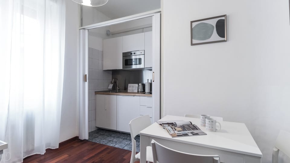 Apartment (1 Bedroom) | Interior