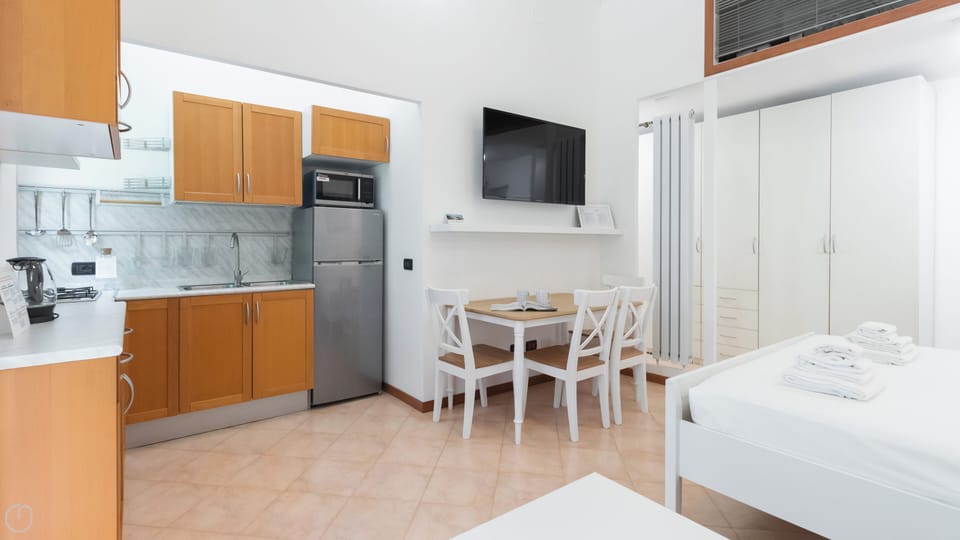Apartment (1 Bedroom) | Interior