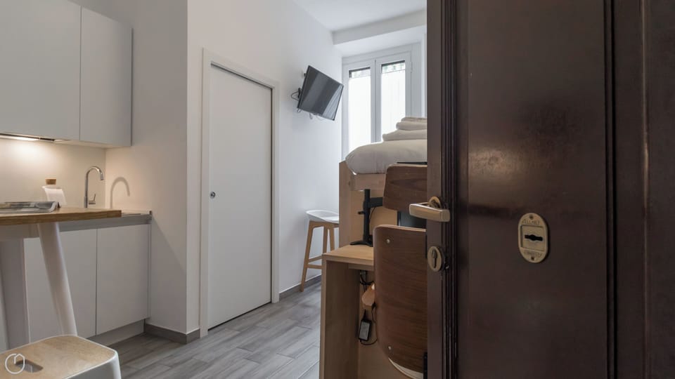 Apartment (0 Bedroom) | Interior
