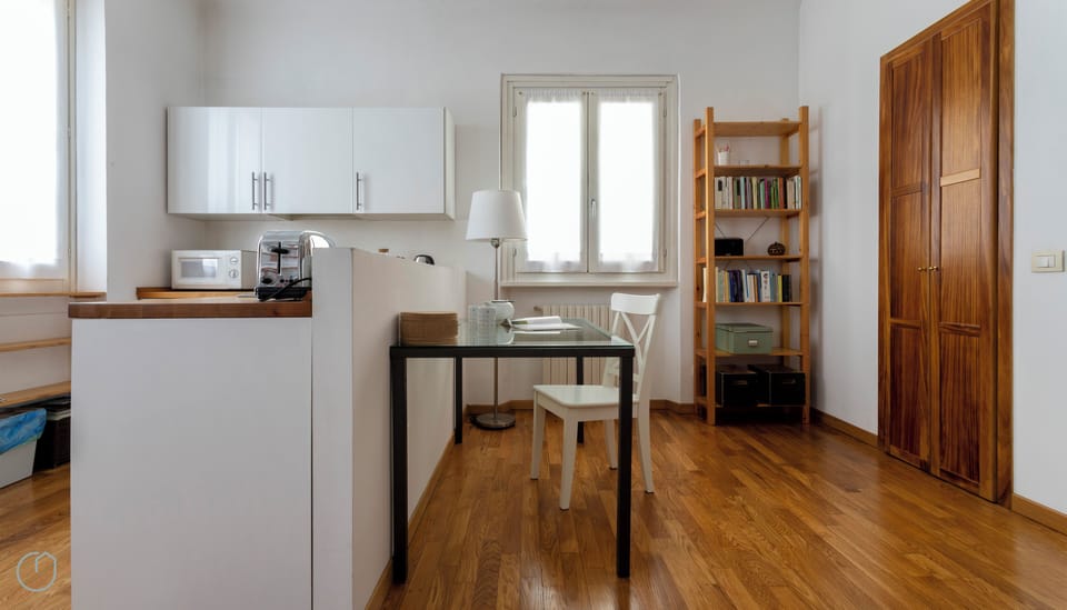 Apartment (0 Bedroom) | Interior
