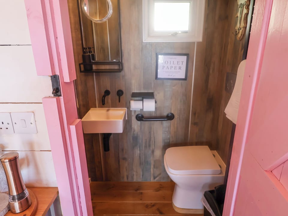 Sea Spray Cottage in Lyme Regis
