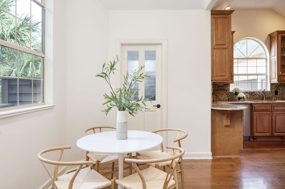 Breakfast nook.