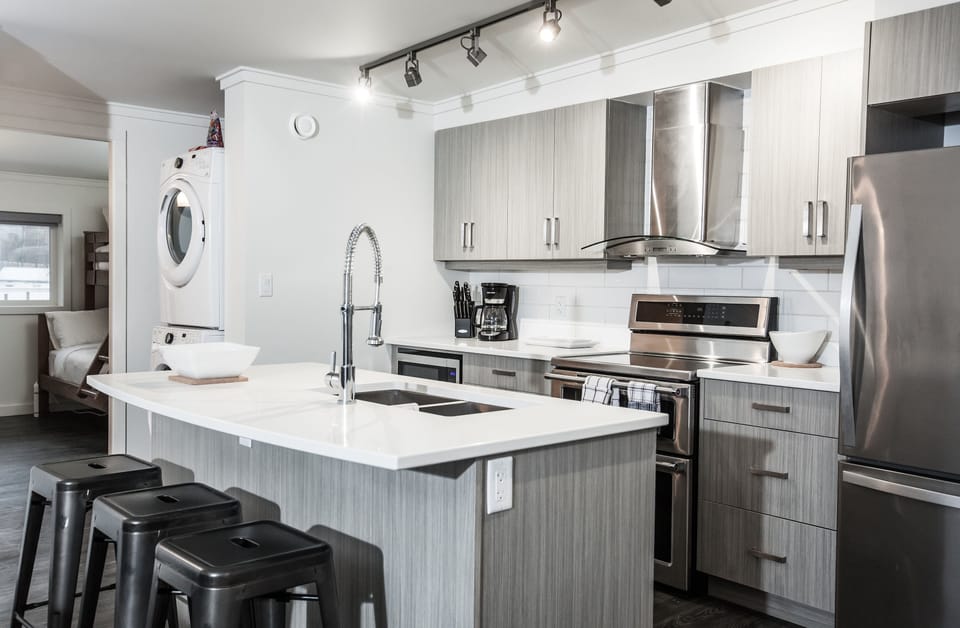 Condo | Private kitchen | Full-size fridge, microwave, oven, stovetop