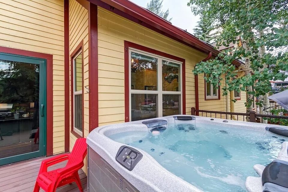 Private Hot Tub - Relax under the stars after a day on the slopes or exploring Breckenridge.