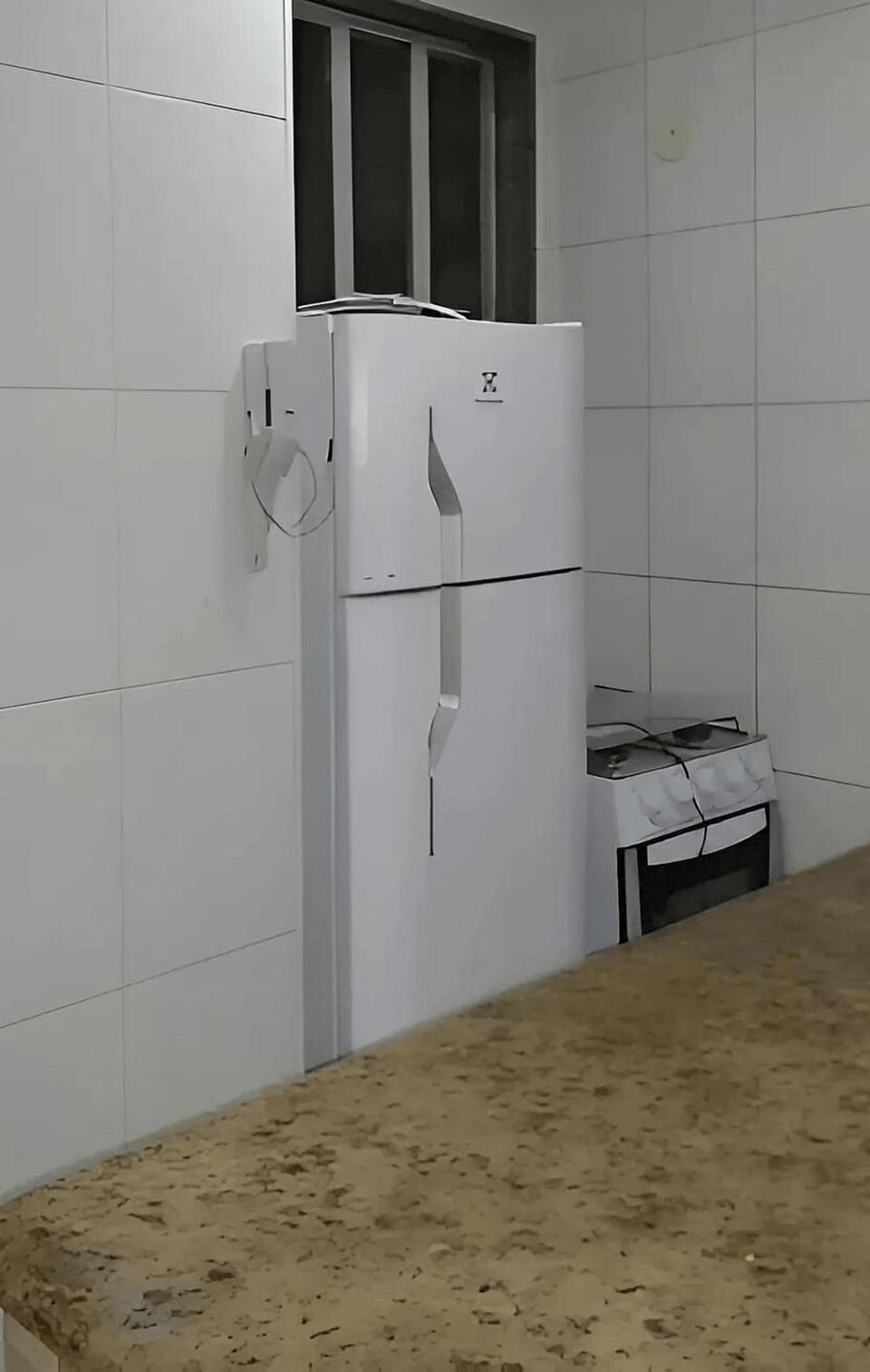 Studio | Private kitchen | Fridge, microwave, oven, coffee/tea maker