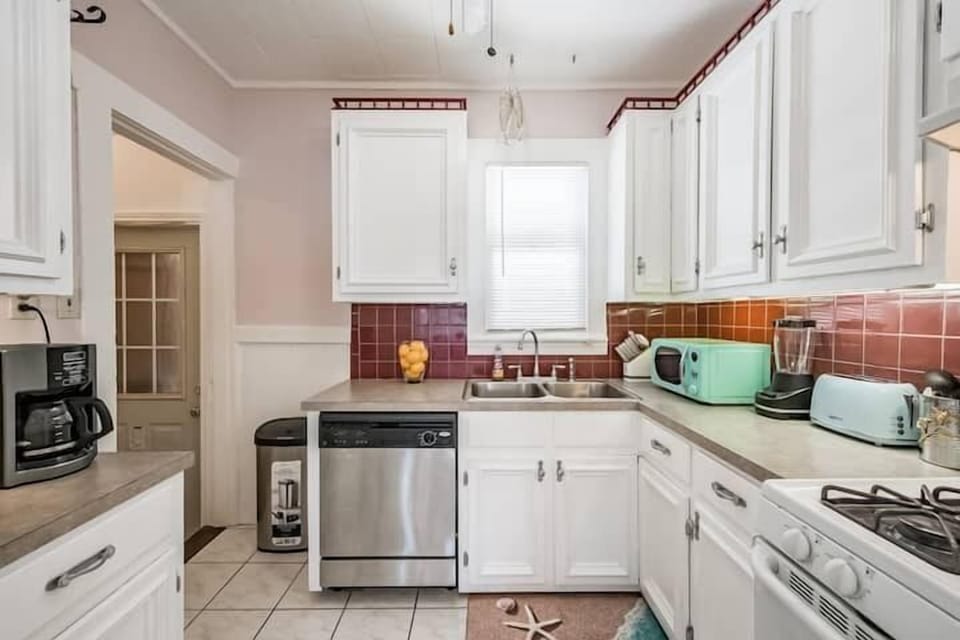 Full amenities inside your kitchen
