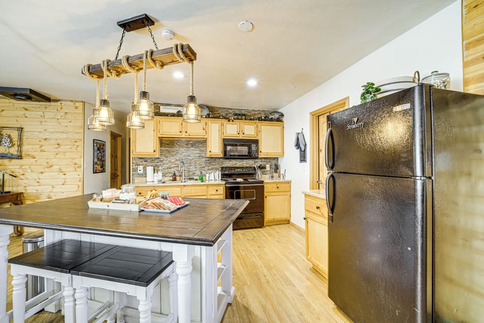 Kitchen | Coffee Makers | Wine Glasses | Crockpot | Spices
