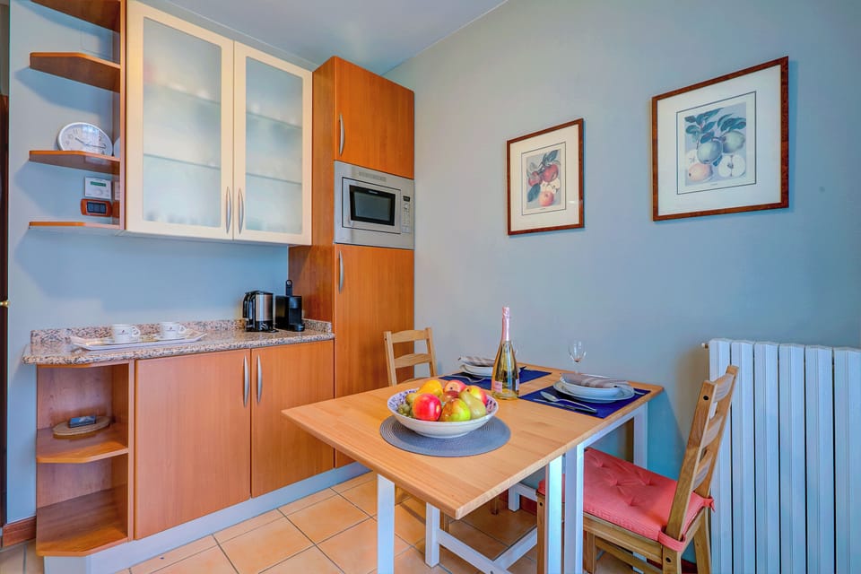 Kitchen and dining area