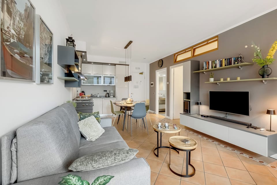 Living and dining room