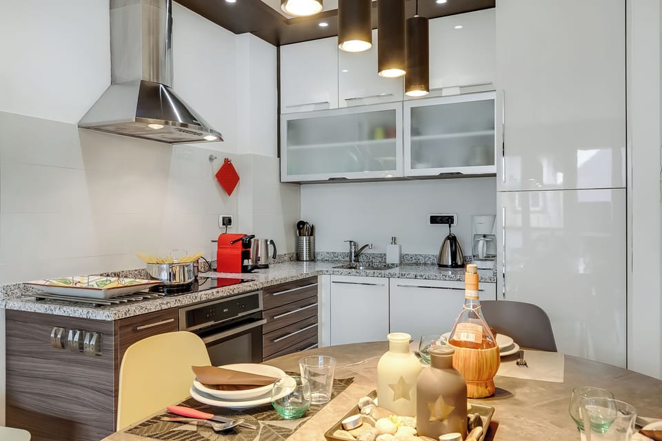 Kitchen and dining area