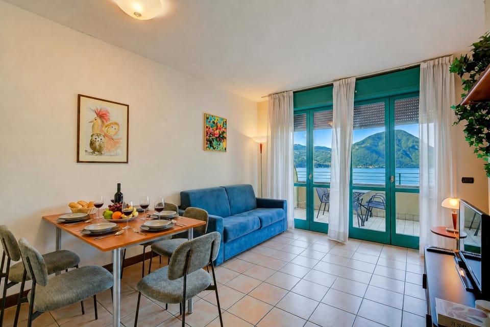 Living and dining room