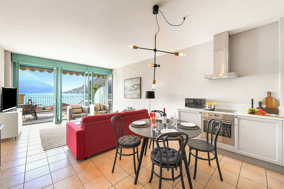 Living and dining room