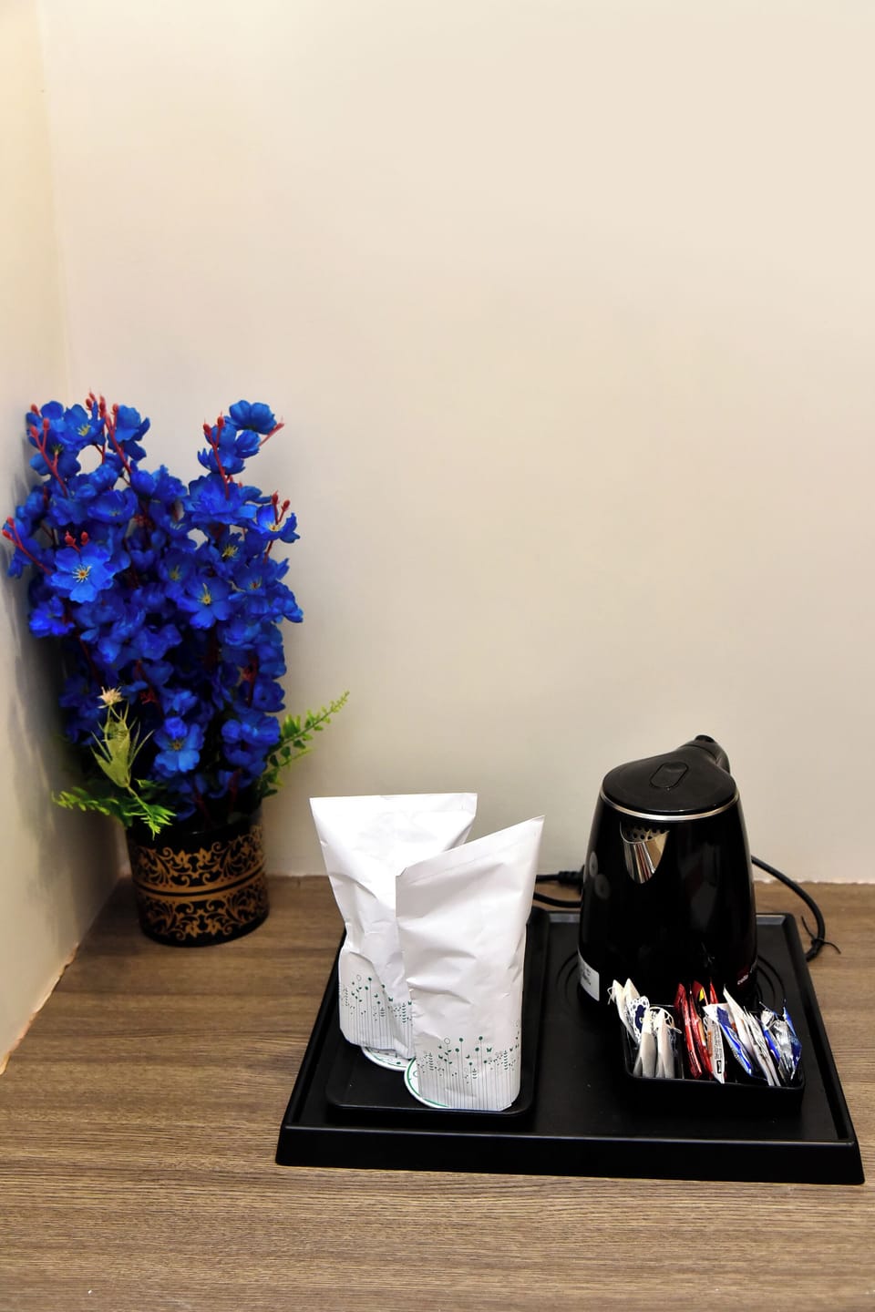 Apartment | Egyptian cotton sheets, premium bedding, pillowtop beds