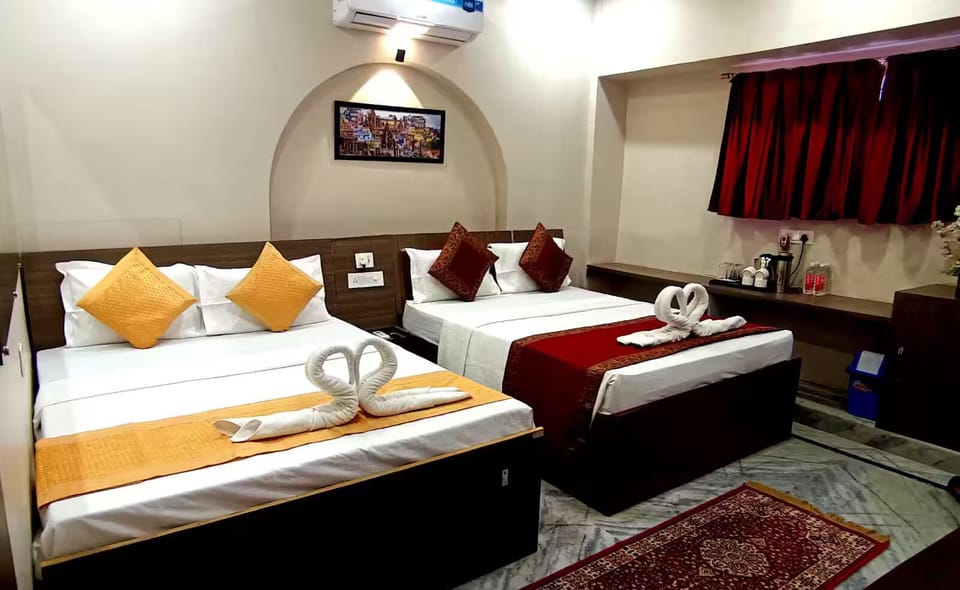 Family Room, 2 Double Beds | Egyptian cotton sheets, premium bedding, pillowtop beds