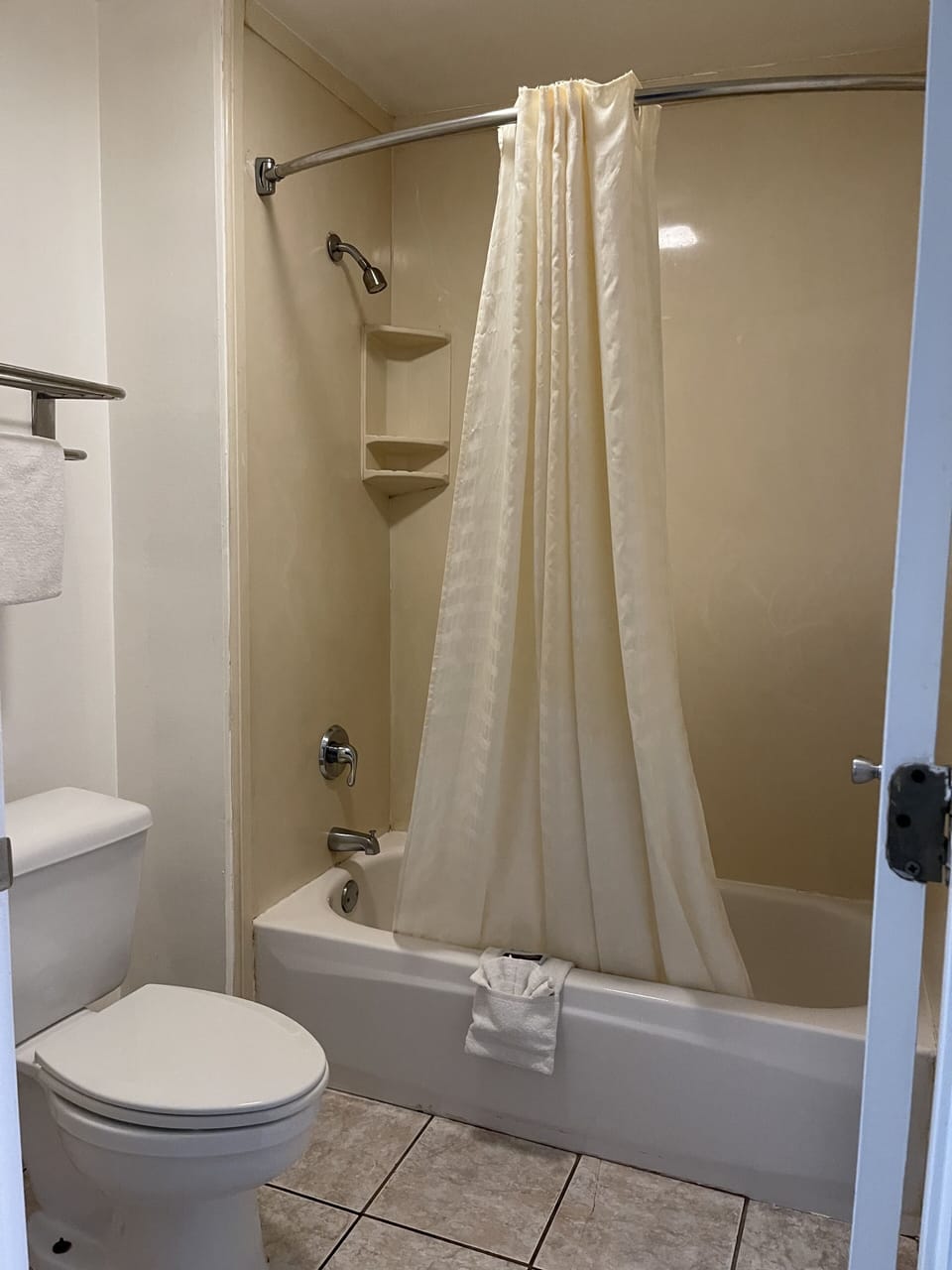 Majestic Inn Motel in Longview