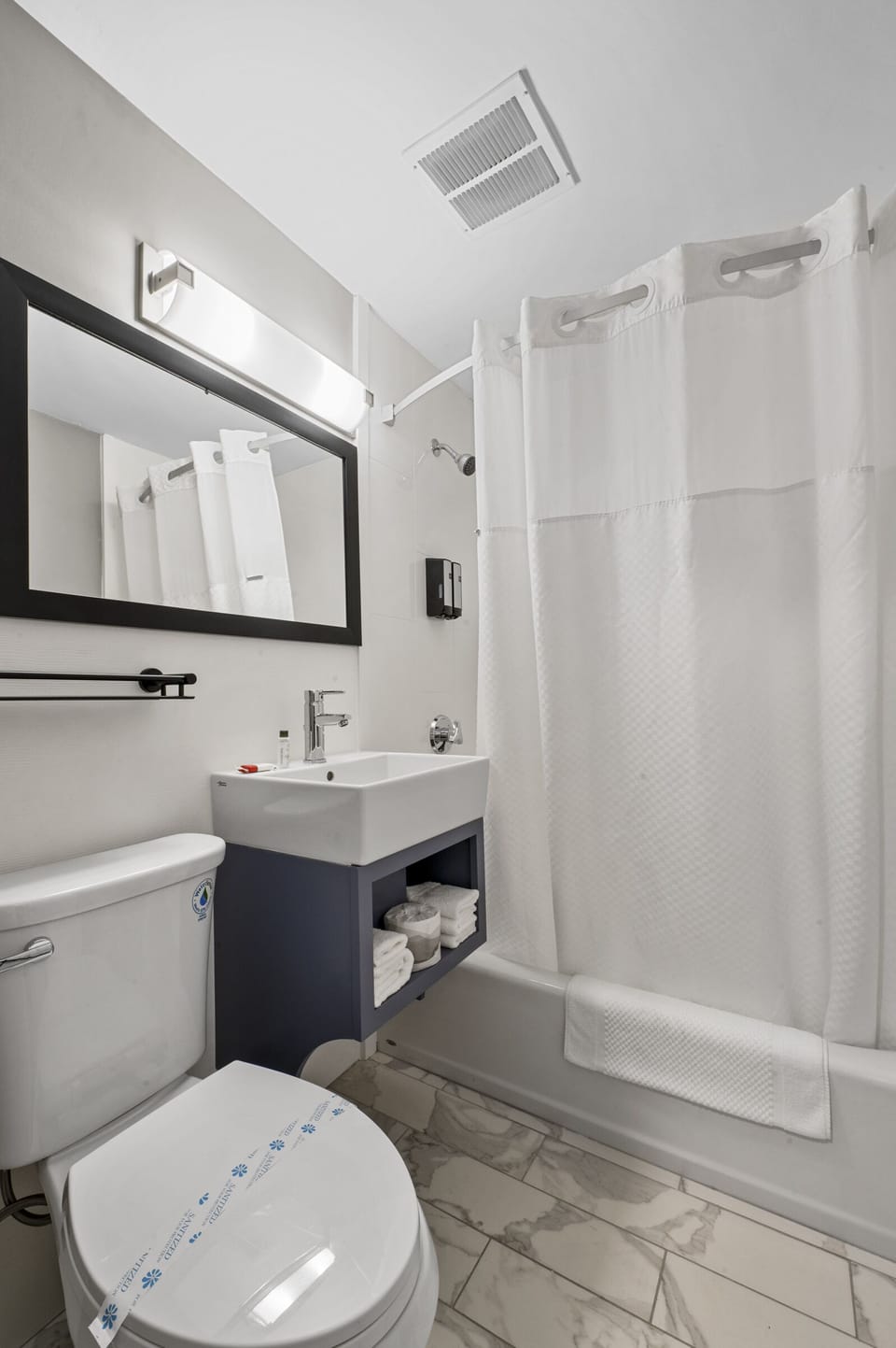 Towels, soap, shampoo, toilet paper