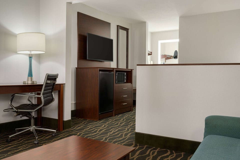 Desk, iron/ironing board, cribs/infant beds, rollaway beds