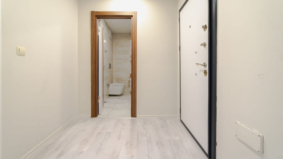 Standard Studio | Bathroom | Shower, rainfall showerhead, hair dryer, slippers