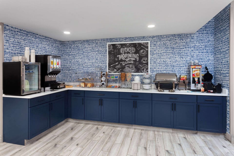 Free daily on-the-go breakfast